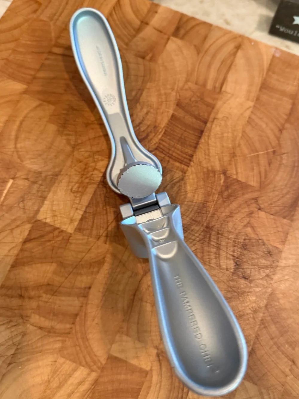 Pampered Chef garlic press